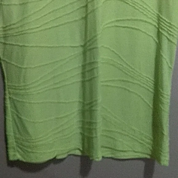 Iyla top size large - Picture 3 of 4